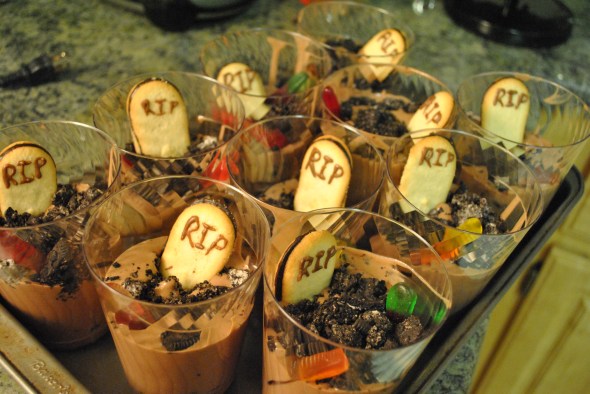 Halloween Dirt Cups